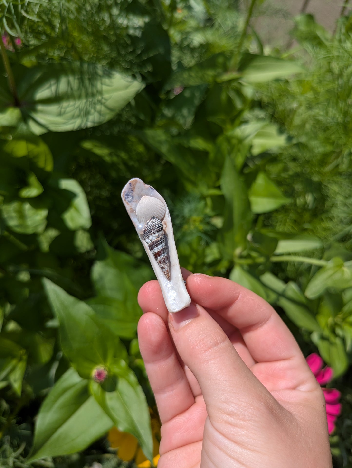 Dainty Iridescent Shell Hair Clip