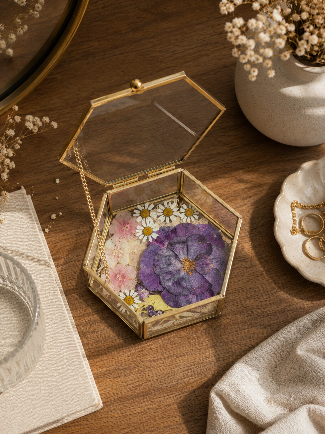 Flora Bloom Box | Gold