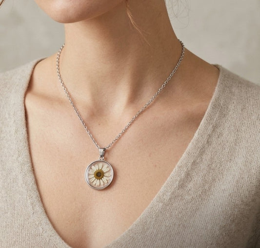 Ever After Botanical Necklace | Silver Circle